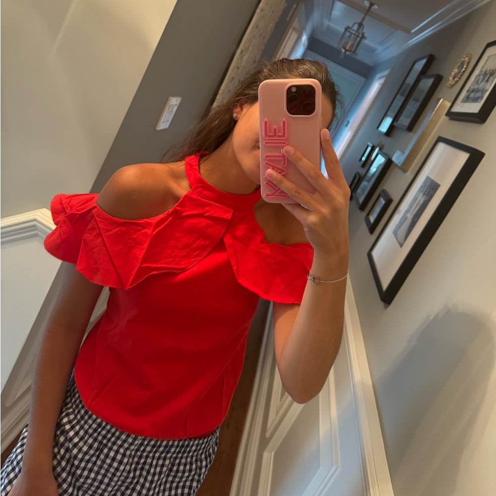 Red going out top
